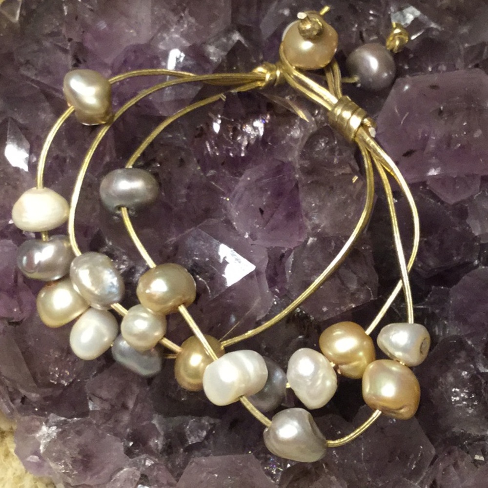 Pearl Bracelet w/YG Cord